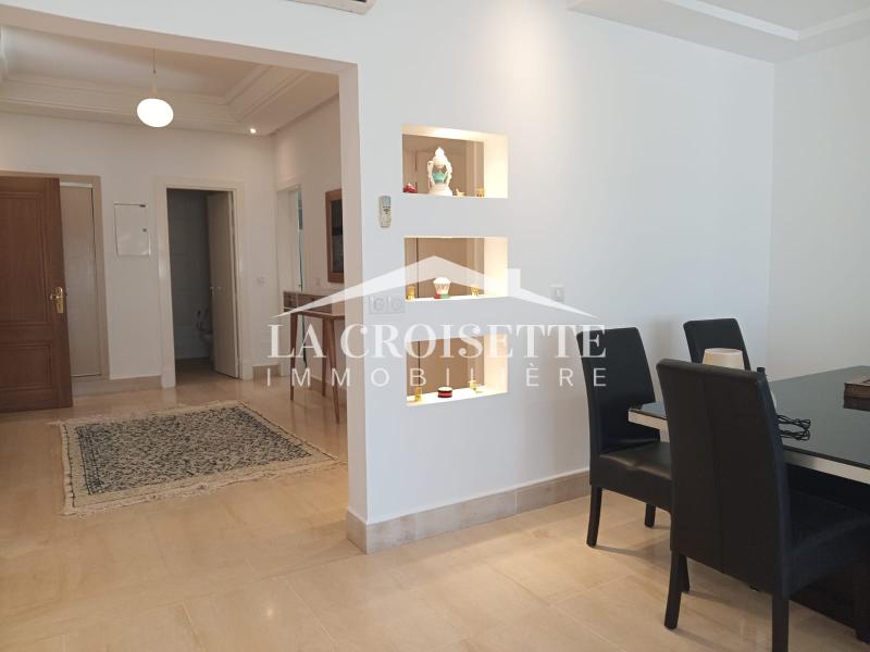 Appartement S+3 meublé vue lac aux Berges du Lac 2